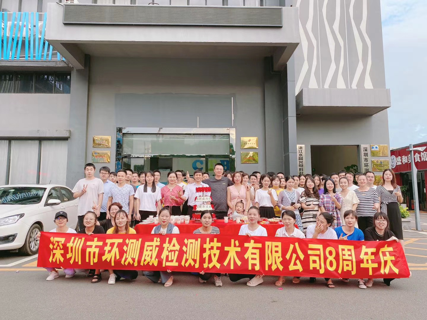 �h(hu��n)�y��8����